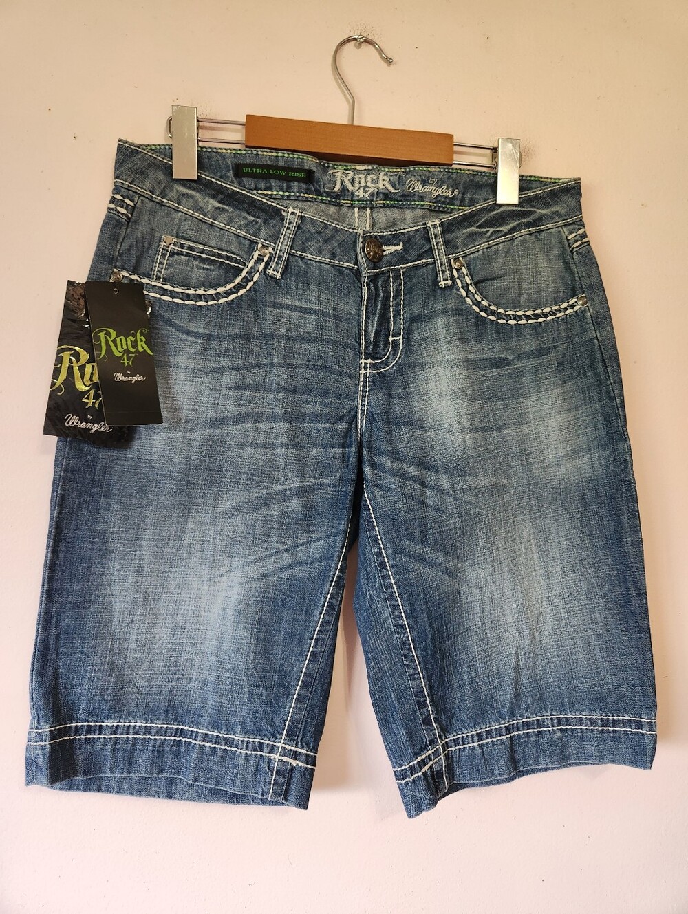 NWT Rock 47 Wrangler Ultra Low Rise Thick Stitch Denim Shorts Y2K Western 27